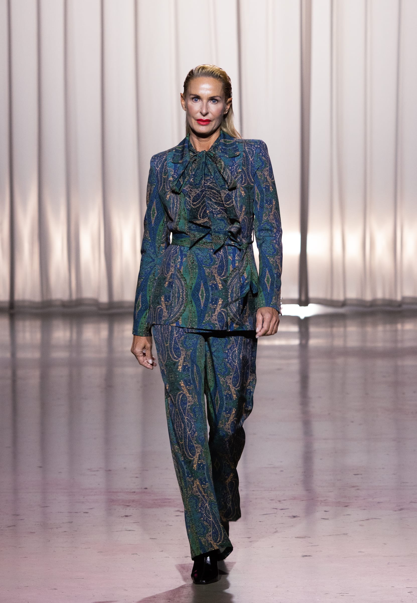 Marcel Ostertag fashion campaign Berlin, 890A0201